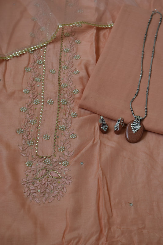 Gaura - Buy Muslin Silk Suit & Get Jewellery Set Free