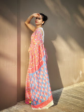 Load image into Gallery viewer, Peach Printed Mul Cotton Saree
