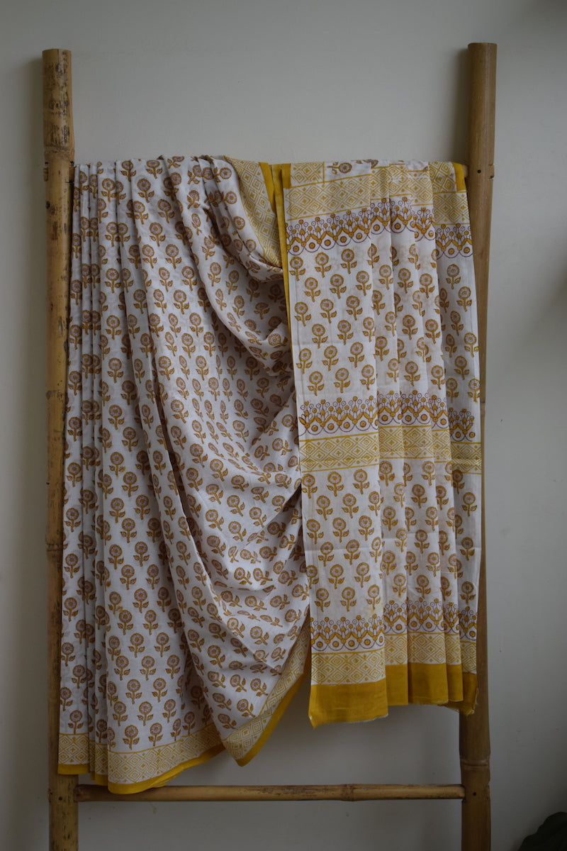 White Bagru Printed Mul Cotton Saree